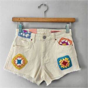 New Blank NYC Cream Jean Shorts with Colorful Crochet Patches Girls Kids Size 12